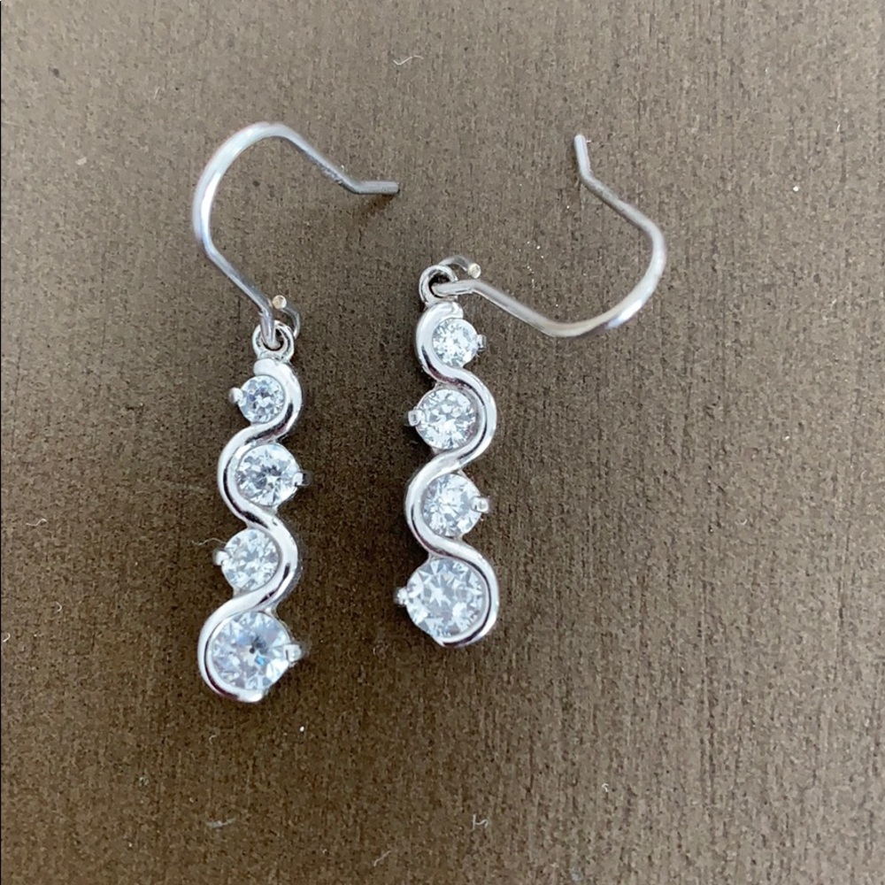 Cubic zirconium dangle earrings